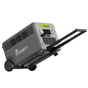 Detalle del asa telescópica extendida y ruedas de transporte de la estación de energía FOSSiBOT F7200.