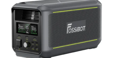 Estación de energía portátil FOSSiBOT F3000 de 3000W y 2048Wh sobre fondo blanco