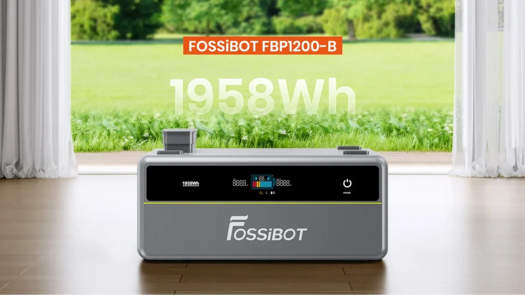 fossibot-fbp1200-b-ampliar-apilar-balcon.webp Módulo de batería FOSSiBOT FBP1200-B de 1958 Wh junto al balcón.